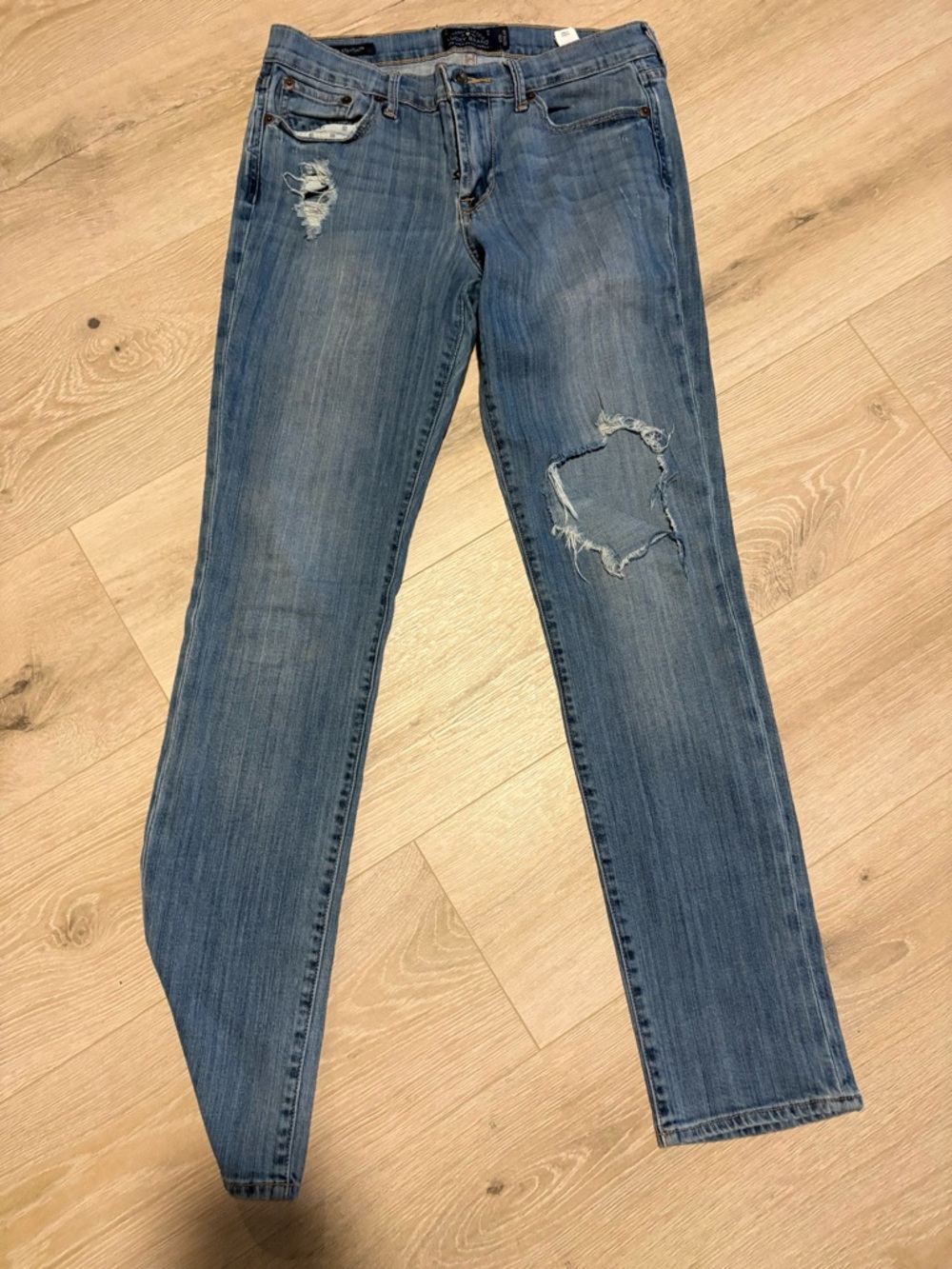 Lucky brand, sweet straight good buttock jeans